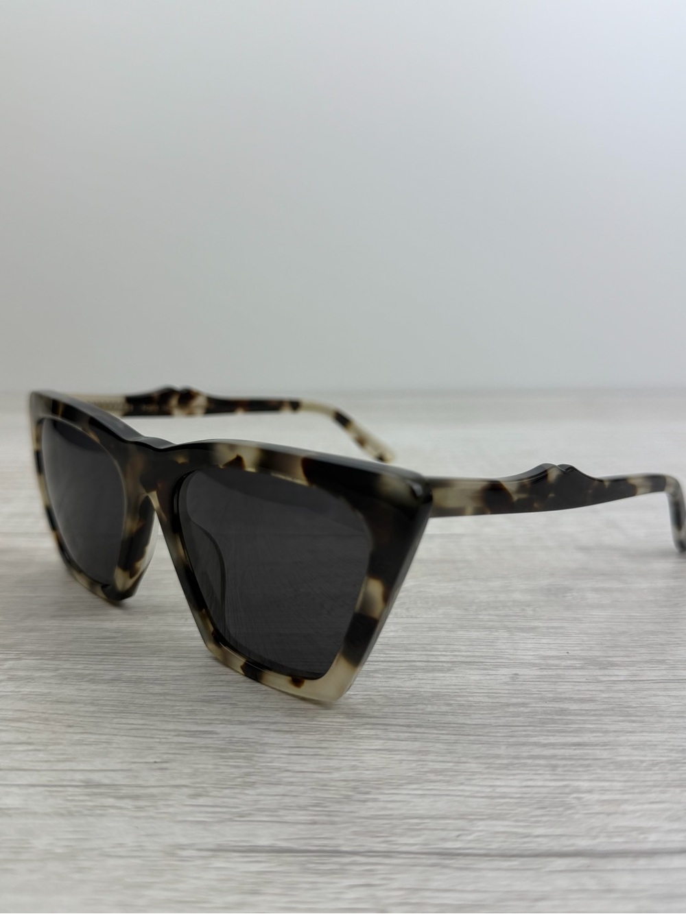 Illesteva Lisbon Sunglasses Tortoise Cat Eye Italy